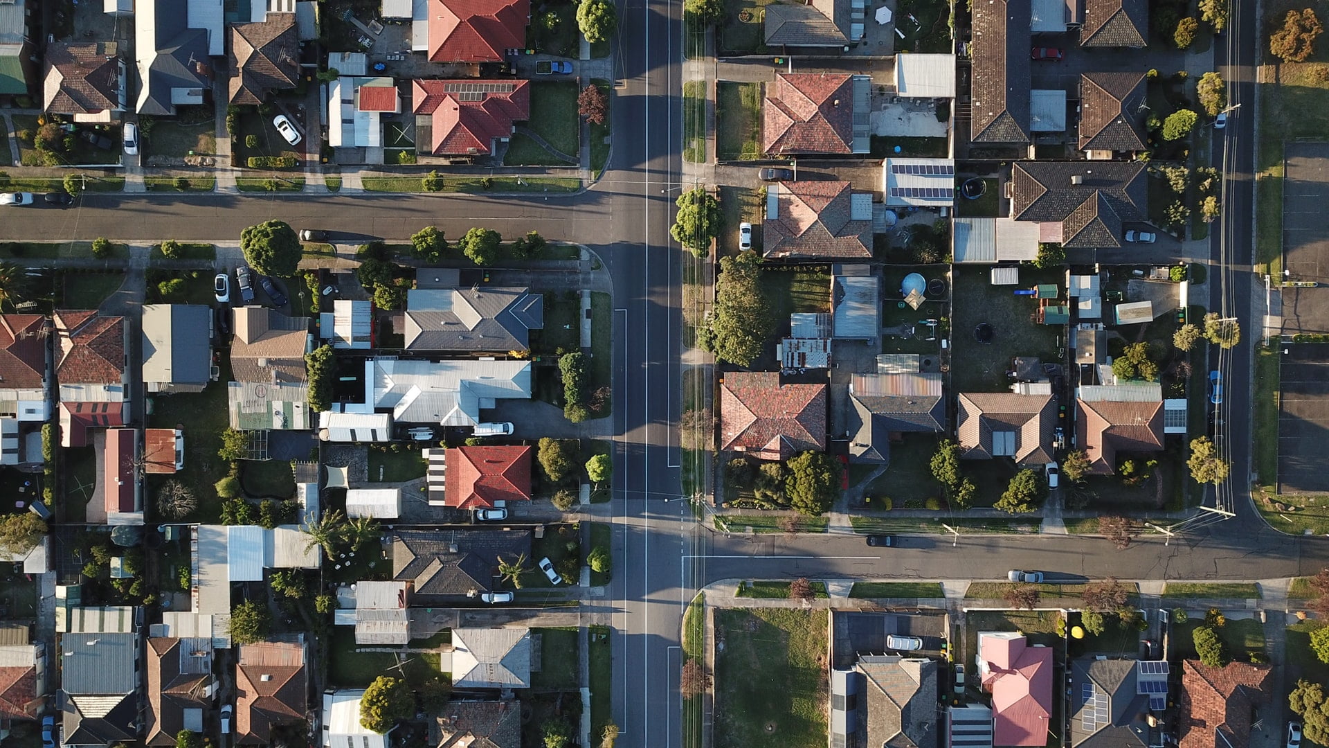 Overhead picture of a neighborhood with houses